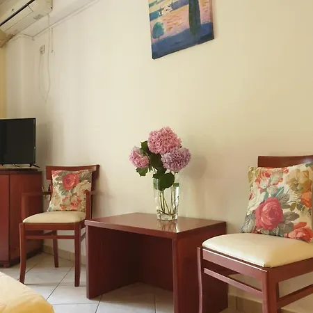 Hotel Alexandros Seaside 3*