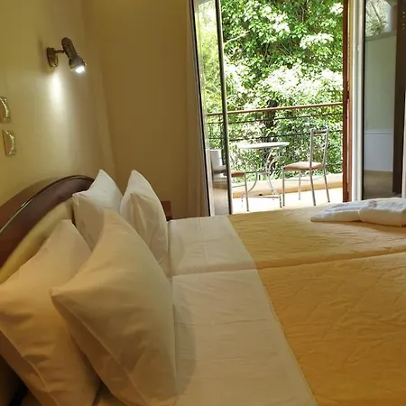 Hotel Alexandros Seaside 3*